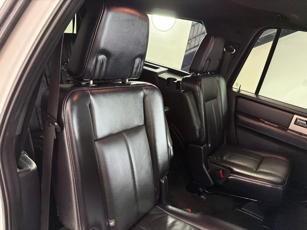 2016 Ford Expedition Image 23