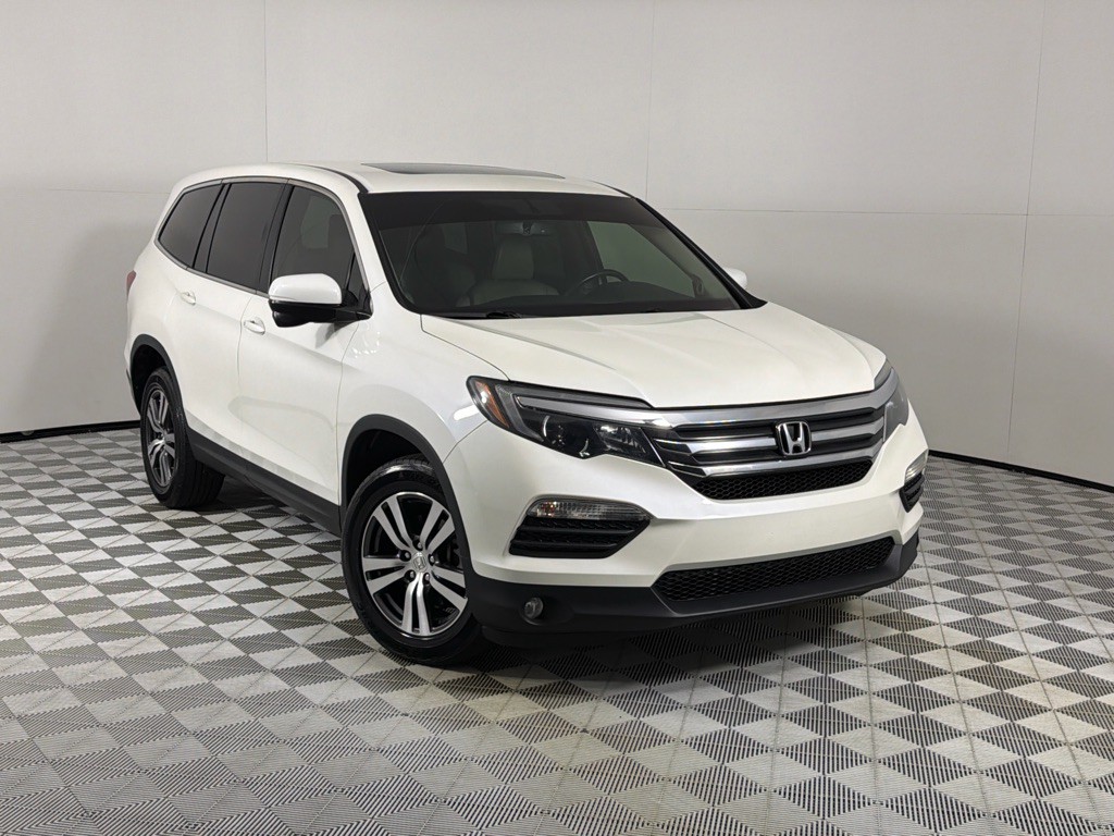 2017 Honda Pilot Image 2