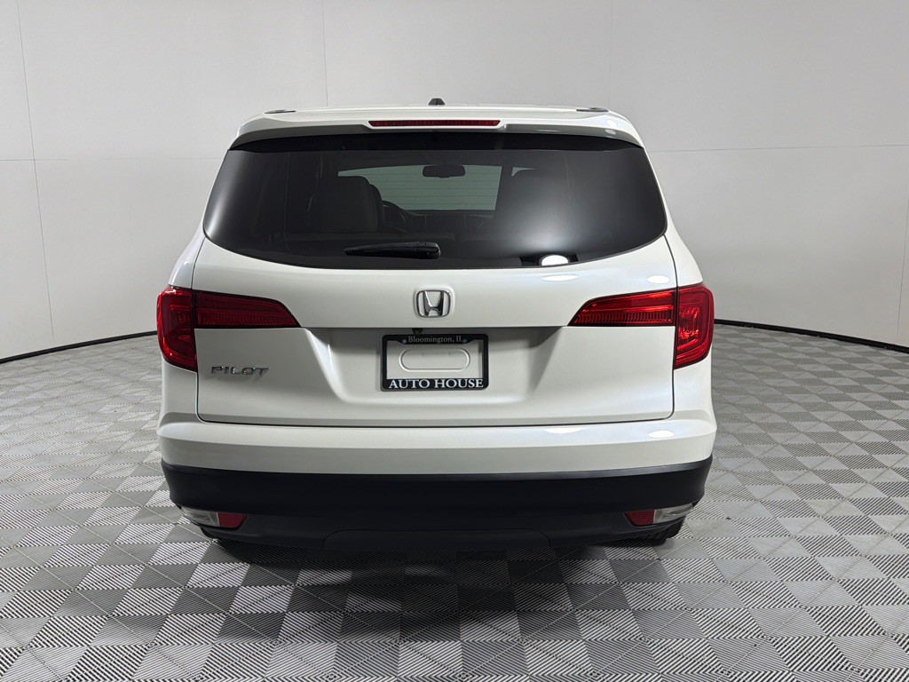 2017 Honda Pilot Image 6