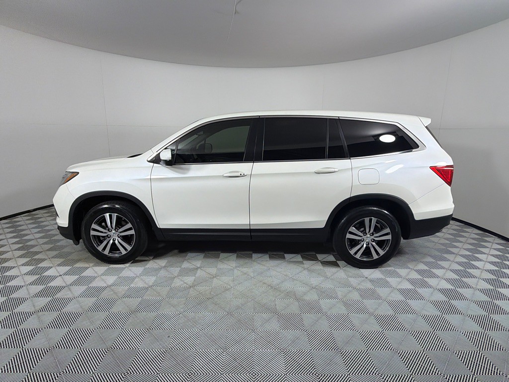 2017 Honda Pilot Image 8