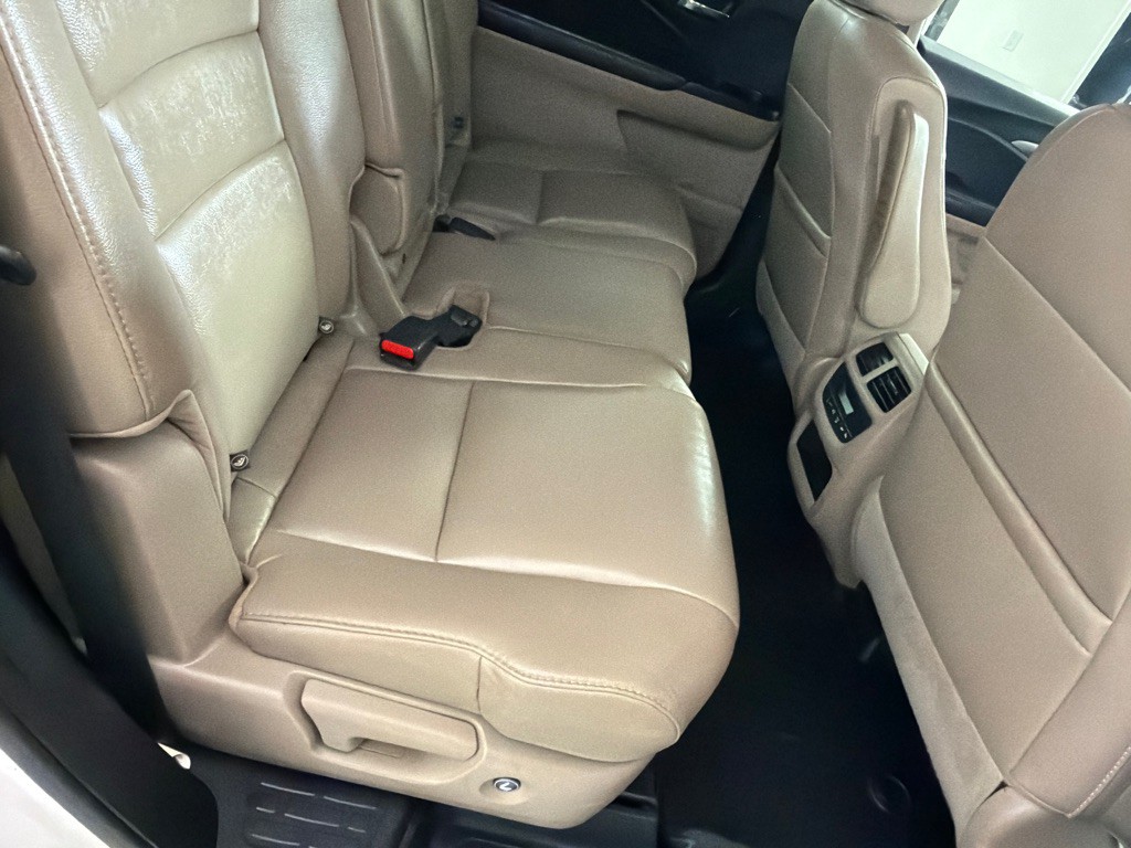 2017 Honda Pilot Image 24