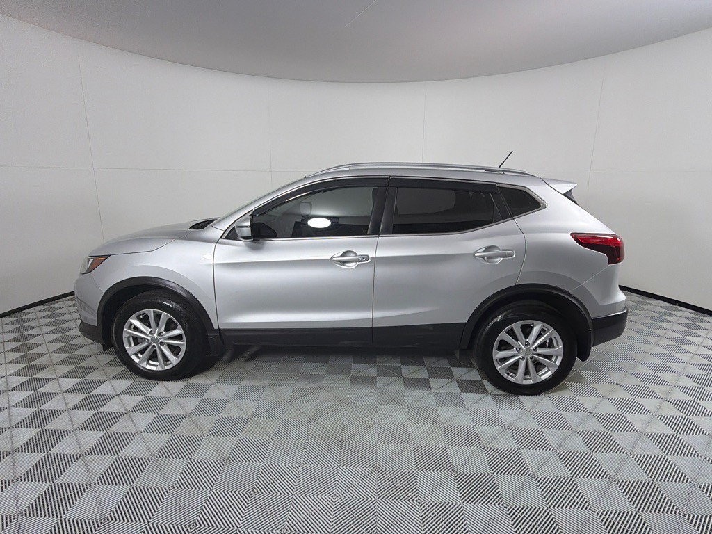 2018 Nissan Rogue Image 7