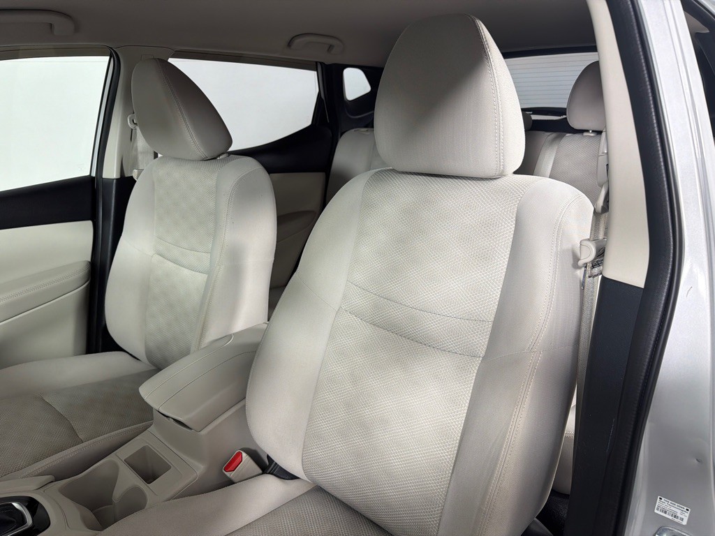 2018 Nissan Rogue Image 12