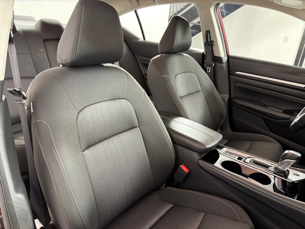 2023 Nissan Altima Image 25
