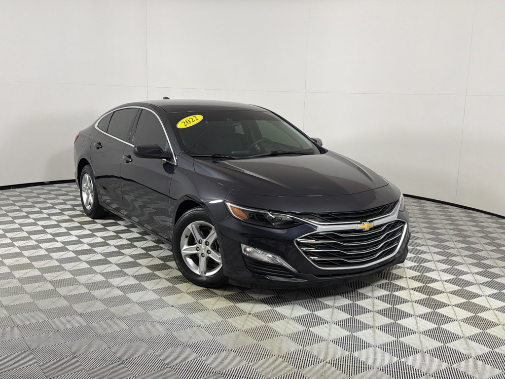 2022 Chevrolet Malibu Image 2