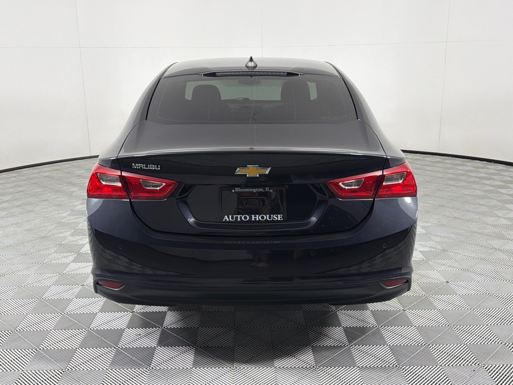2022 Chevrolet Malibu Image 6