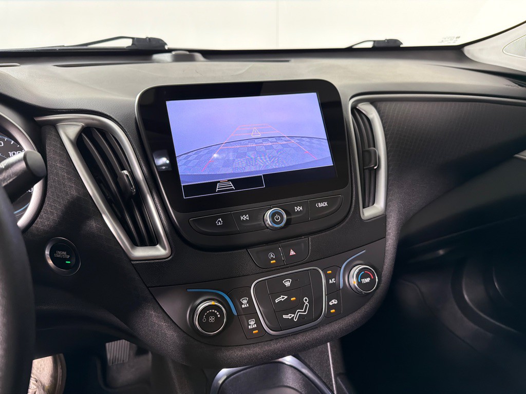 2022 Chevrolet Malibu Image 17