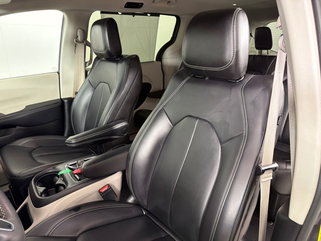 2023 Chrysler Pacifica Image 13
