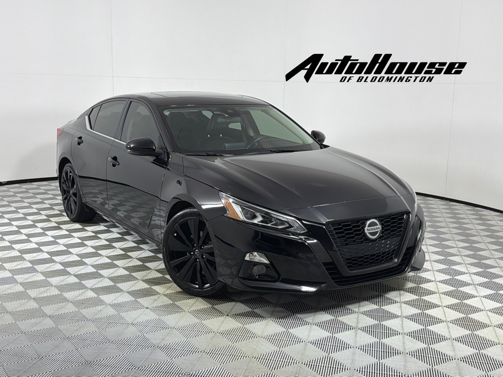 2022 Nissan Altima Image 1
