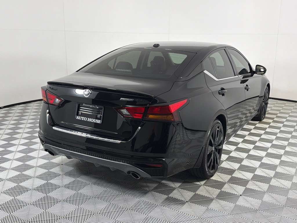 2022 Nissan Altima Image 5