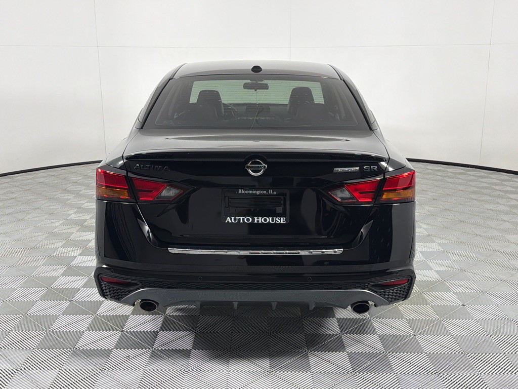 2022 Nissan Altima Image 6