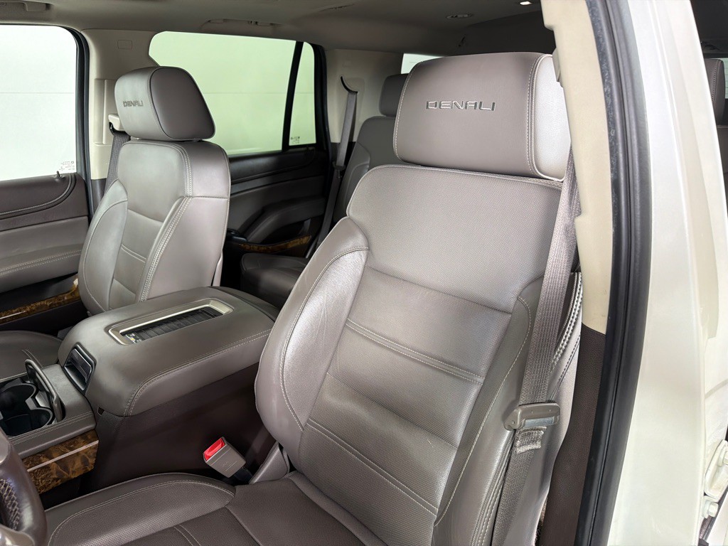 2015 GMC Yukon Image 13