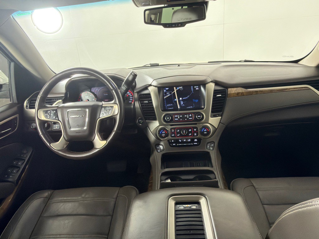 2015 GMC Yukon Image 28