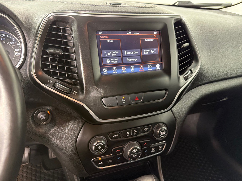 2019 Jeep Cherokee Image 17