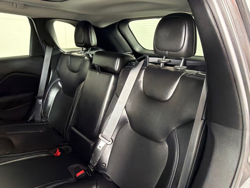 2019 Jeep Cherokee Image 21