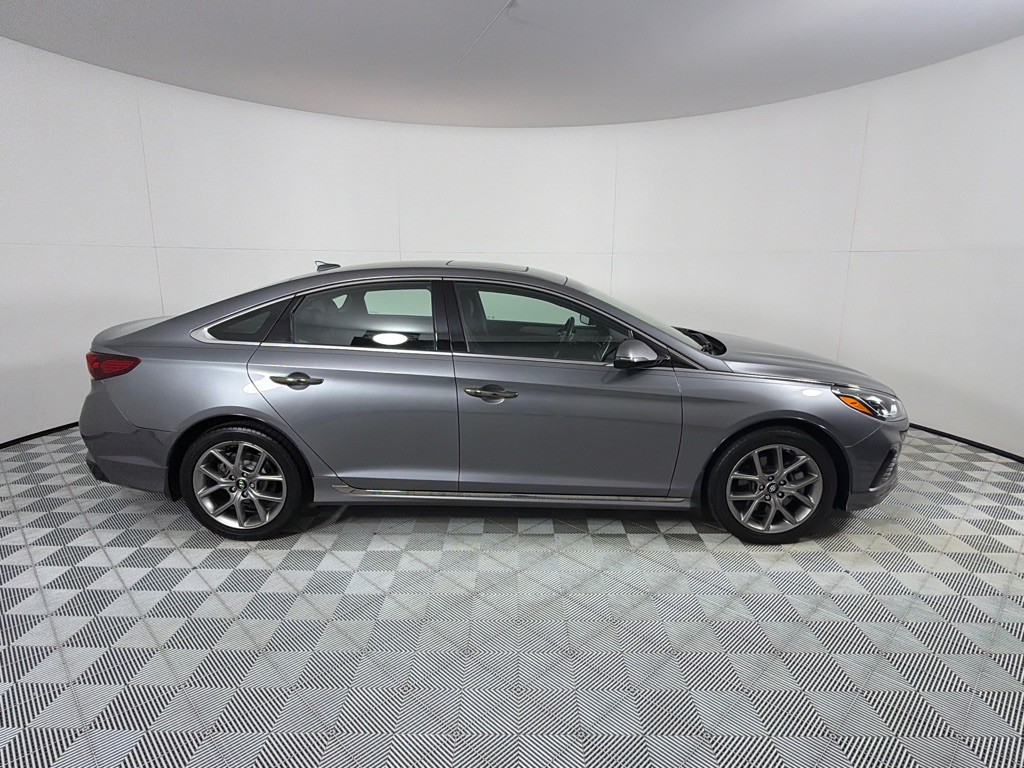 2018 Hyundai Sonata Image 4
