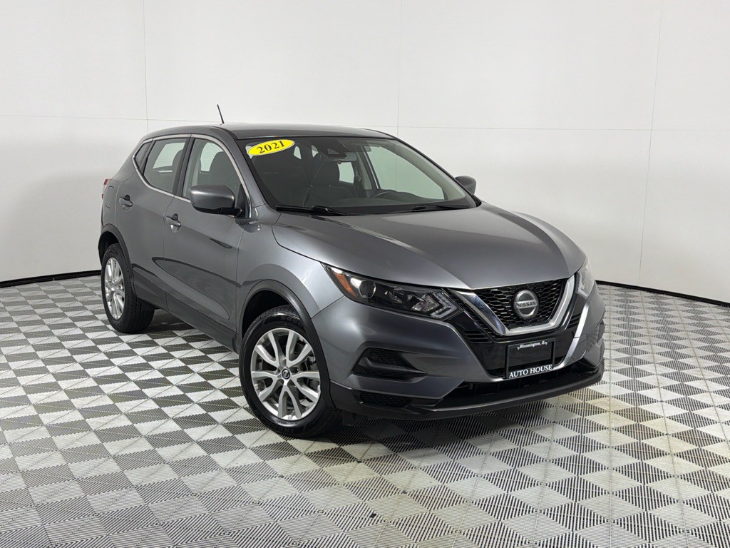 2021 Nissan Rogue Image 2