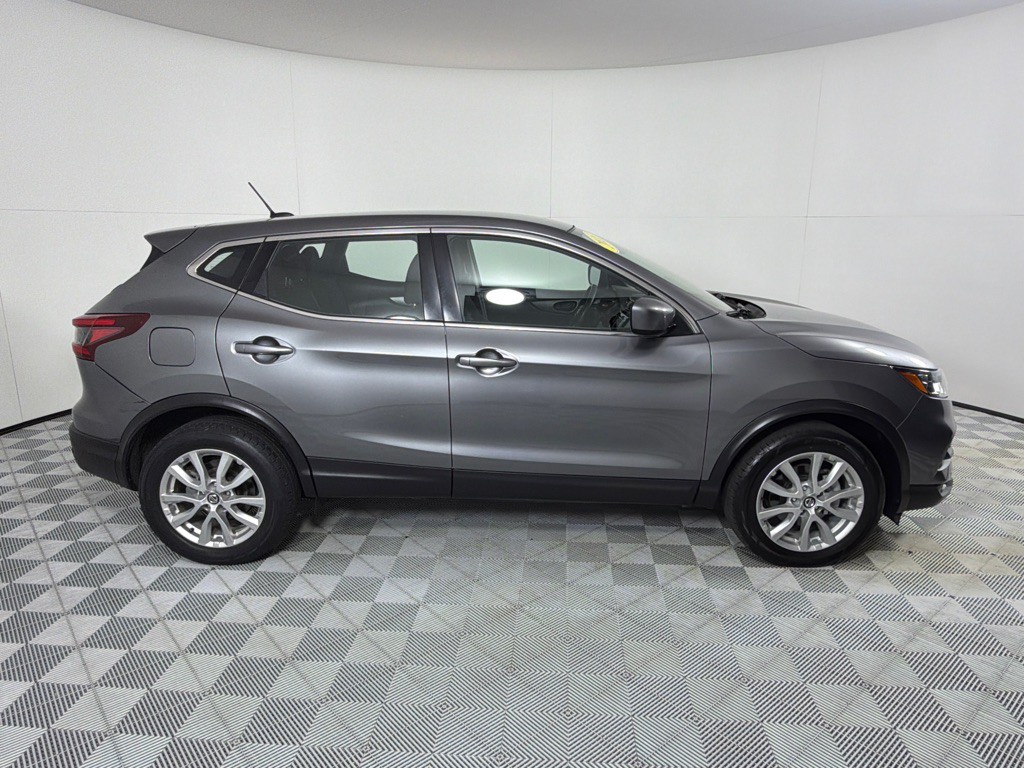 2021 Nissan Rogue Image 4