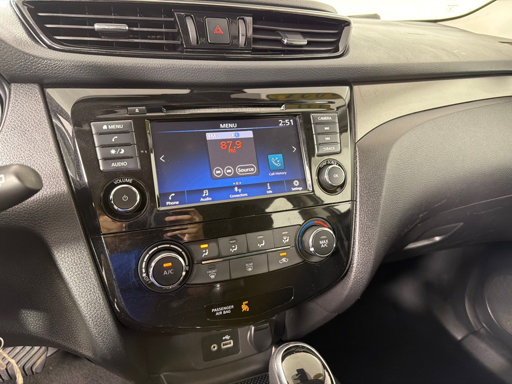 2021 Nissan Rogue Image 14