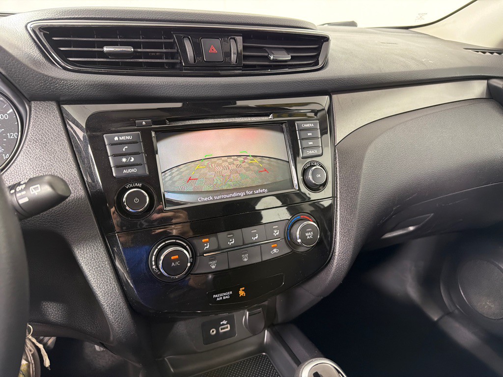 2021 Nissan Rogue Image 15