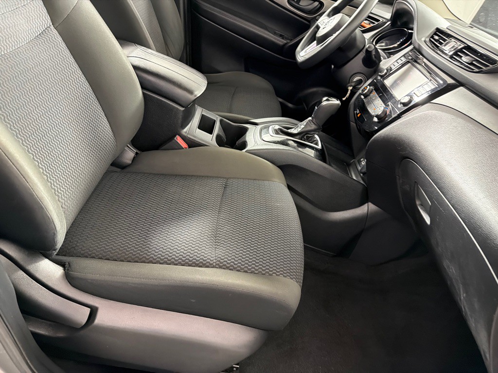 2021 Nissan Rogue Image 22