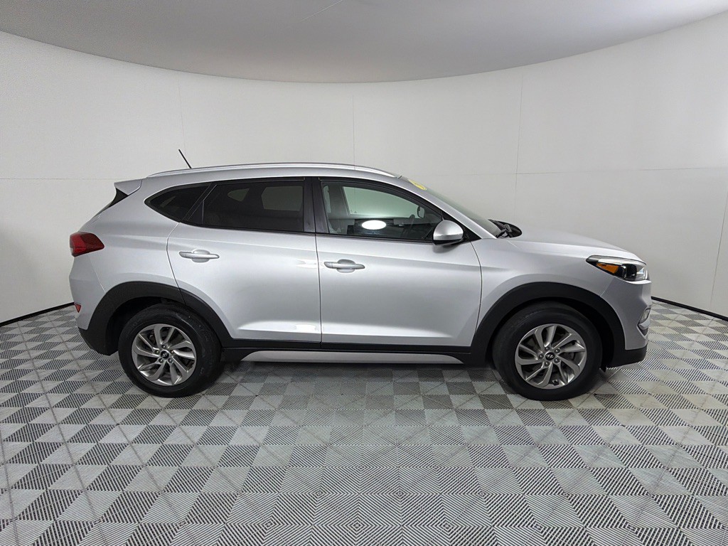 2017 Hyundai Tucson Image 4