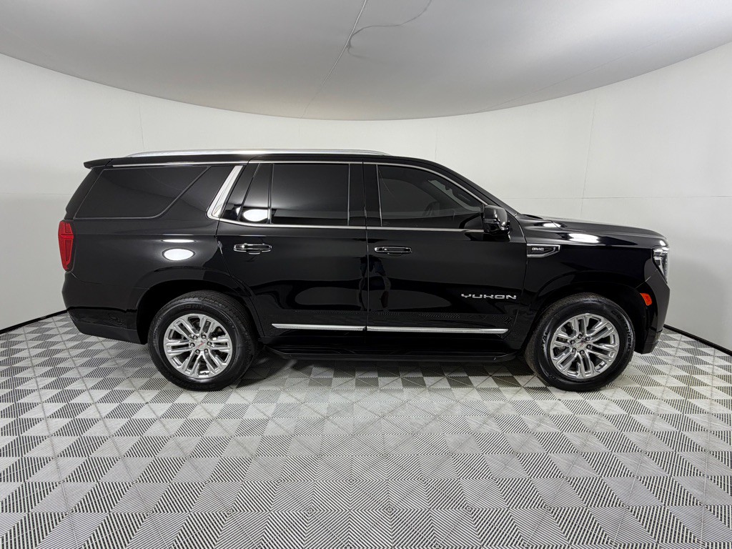 2024 GMC Yukon Image 4