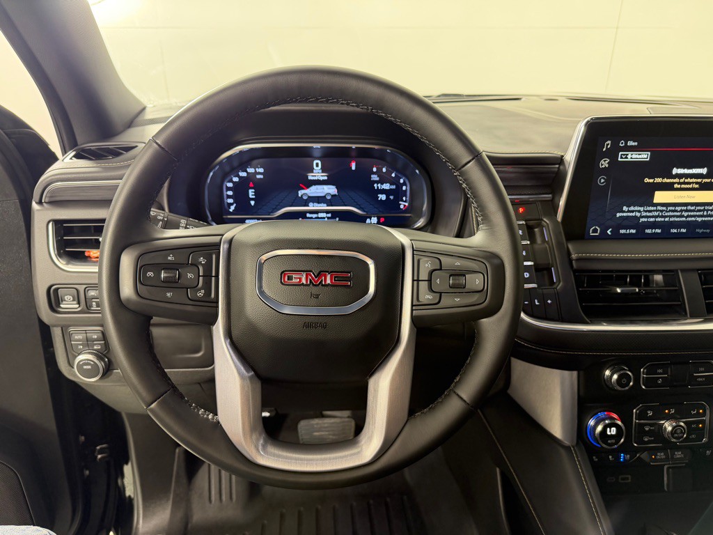 2024 GMC Yukon Image 16