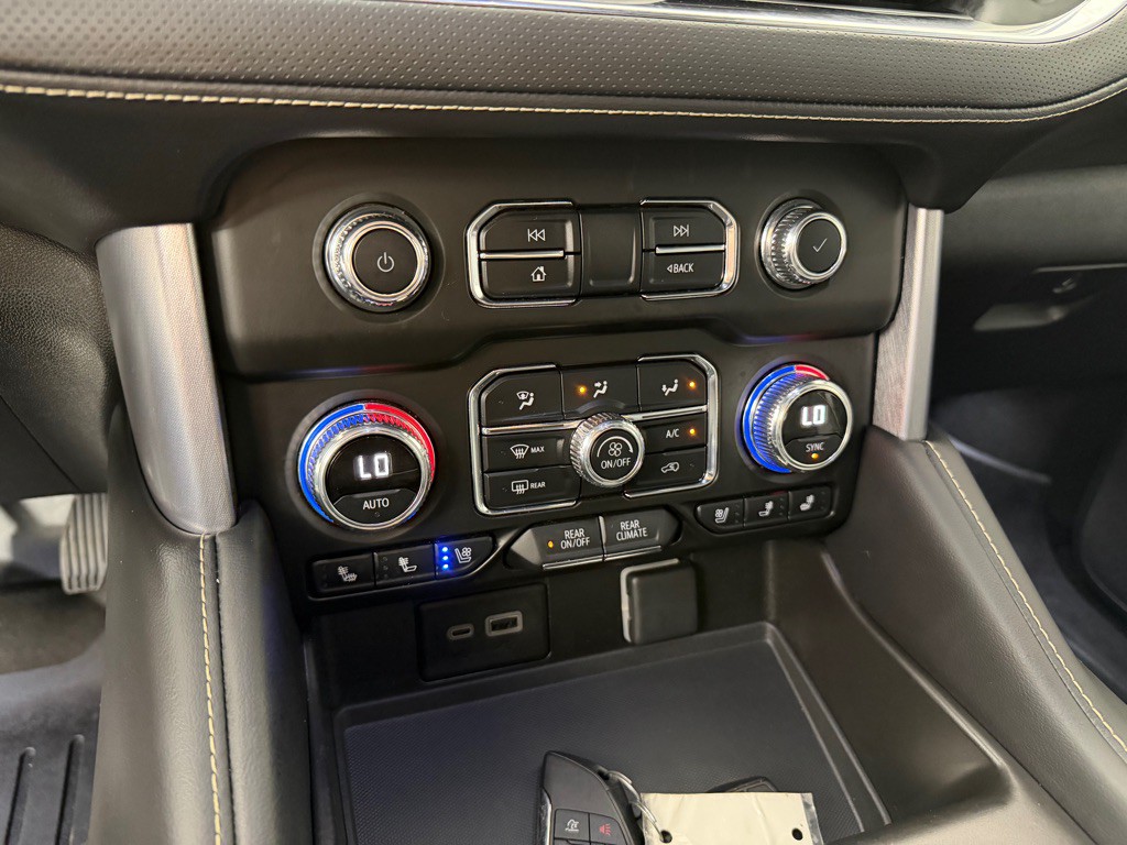 2024 GMC Yukon Image 19