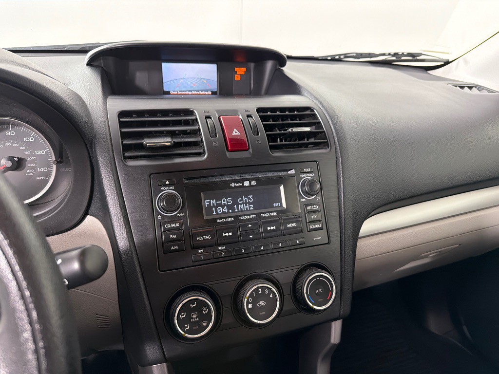 2015 Subaru Forester Image 18