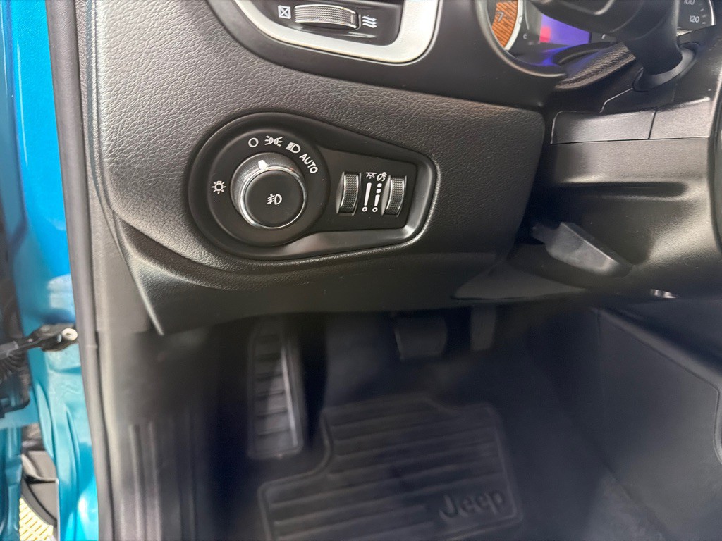 2020 Jeep Renegade Image 11