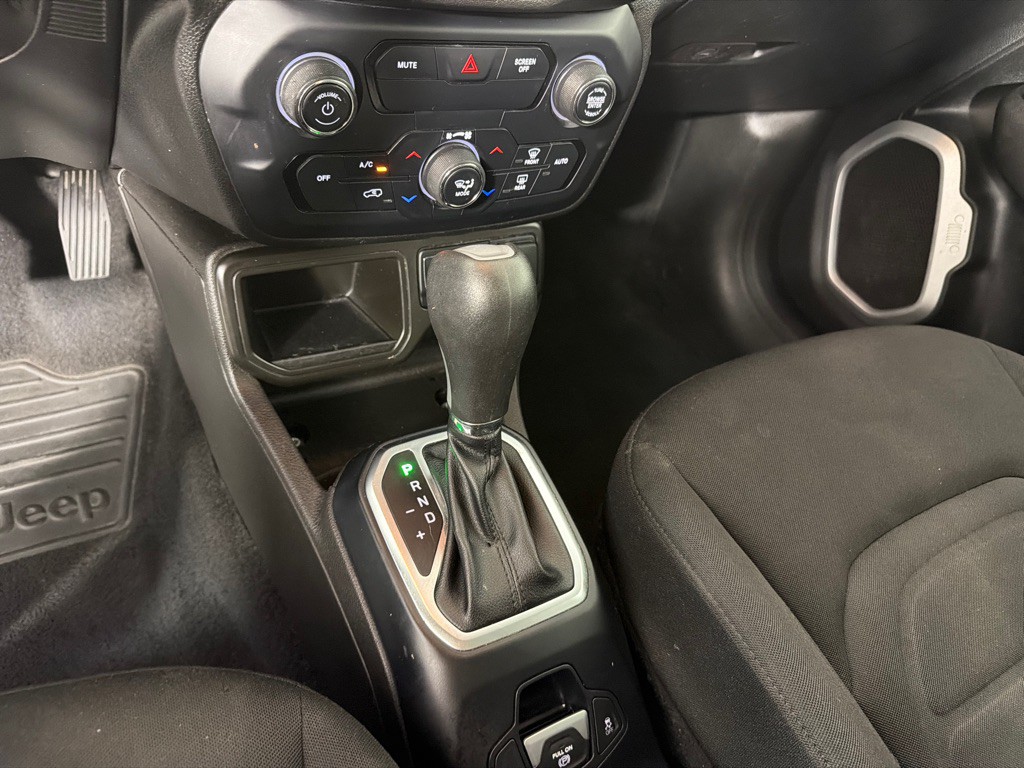 2020 Jeep Renegade Image 15