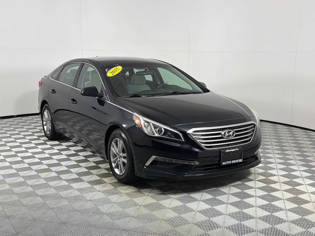 2015 Hyundai Sonata Image 3