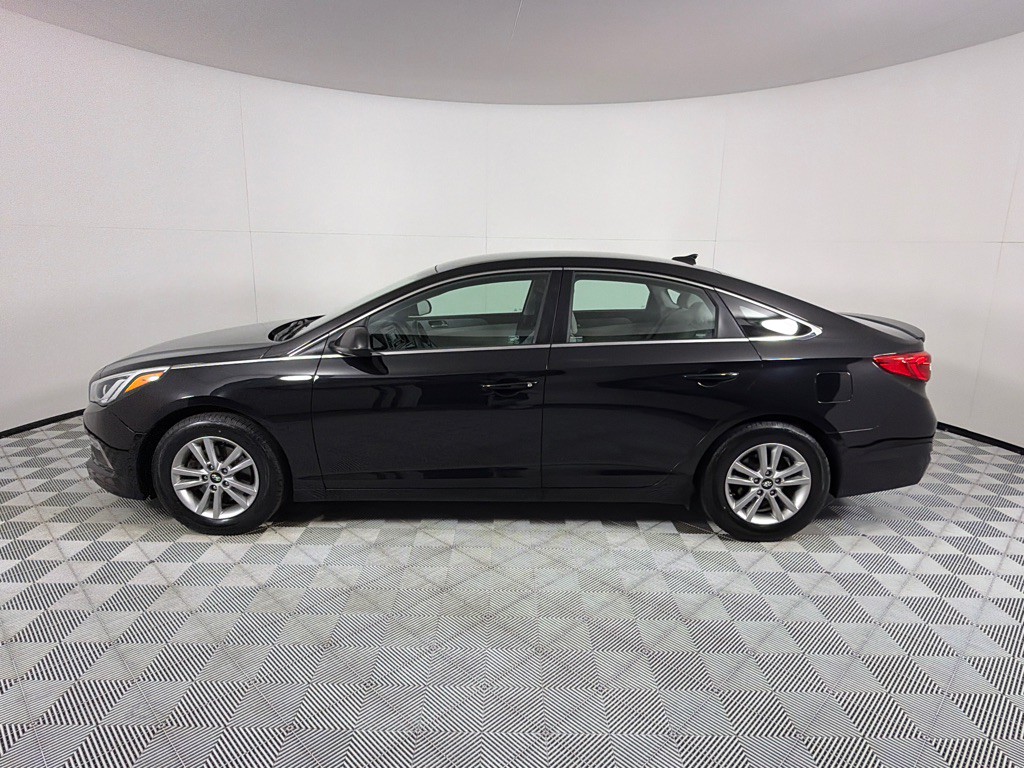 2015 Hyundai Sonata Image 8