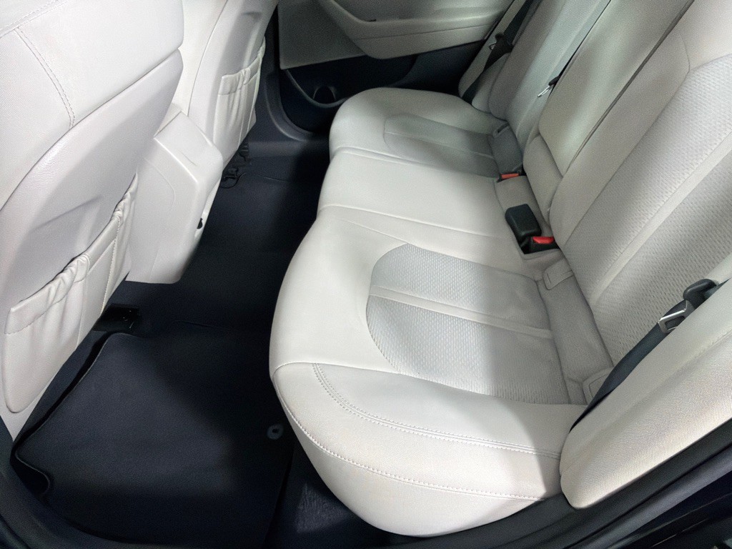 2015 Hyundai Sonata Image 18