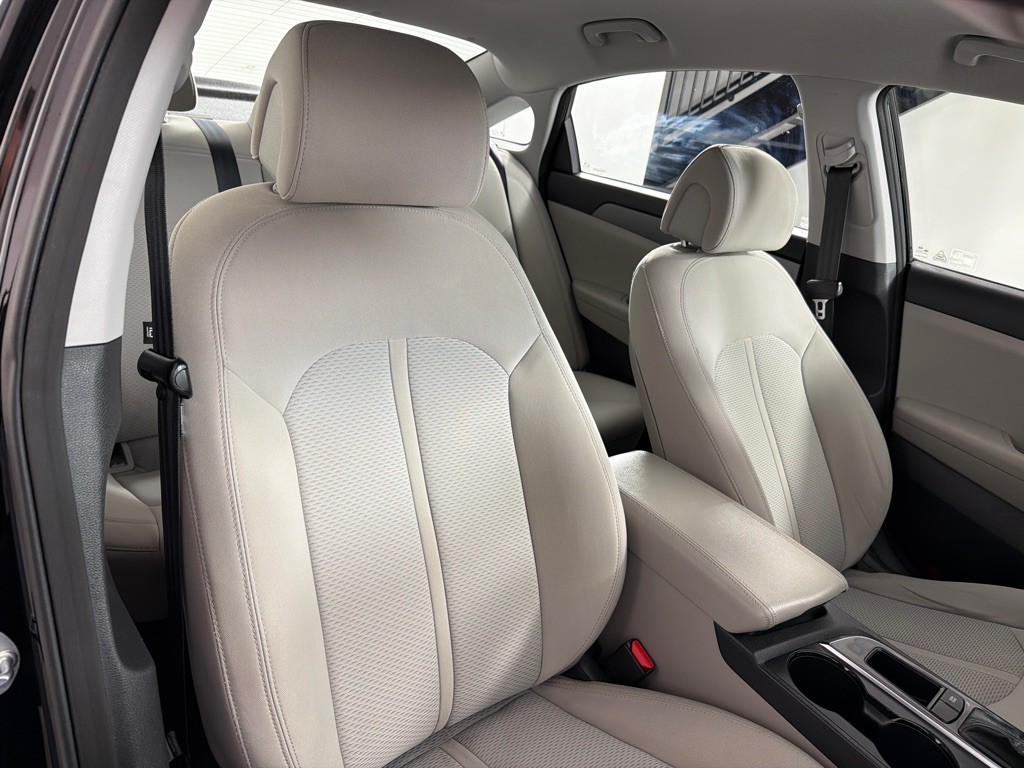 2015 Hyundai Sonata Image 23