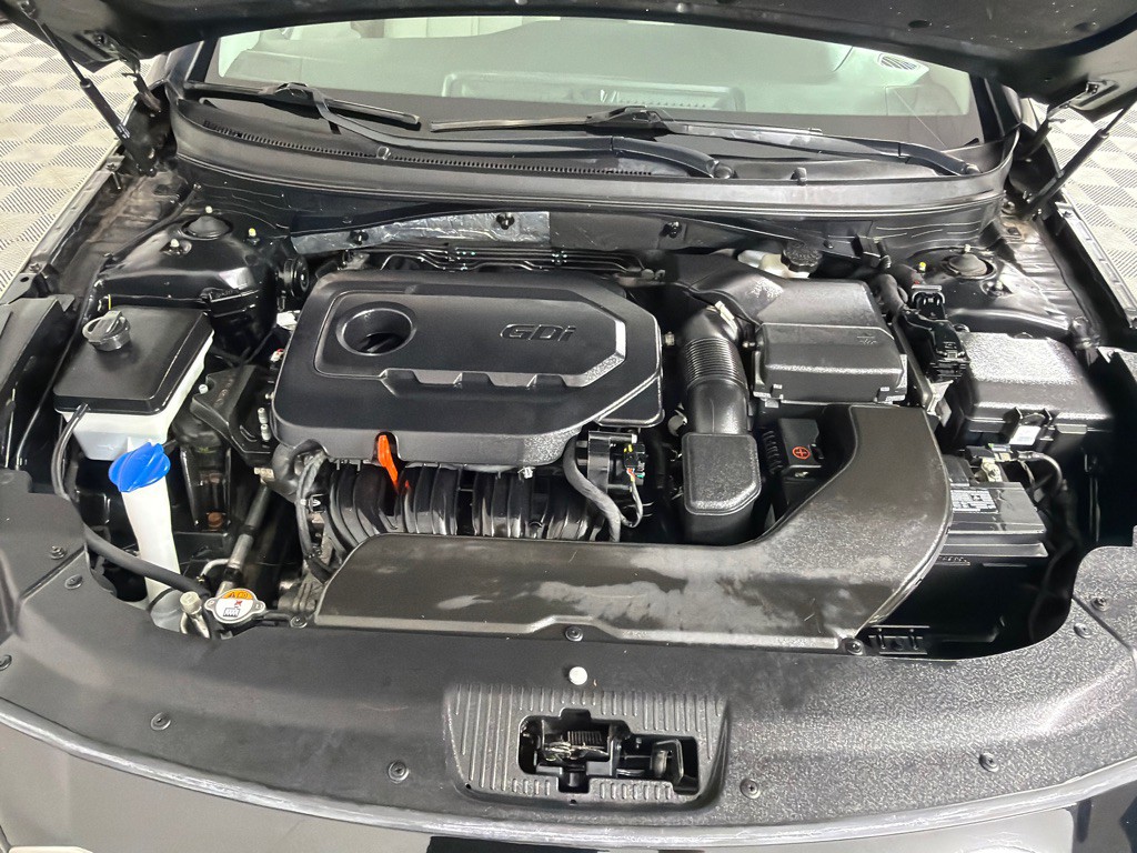 2015 Hyundai Sonata Image 24