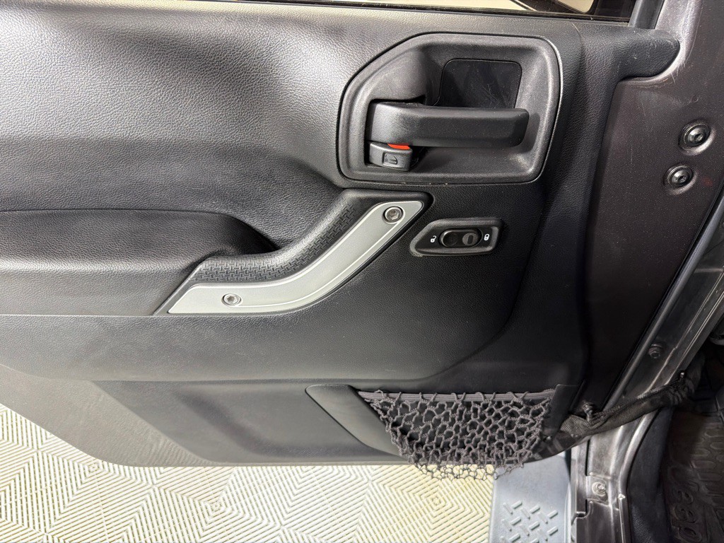 2014 Jeep Wrangler Unlimited Image 11