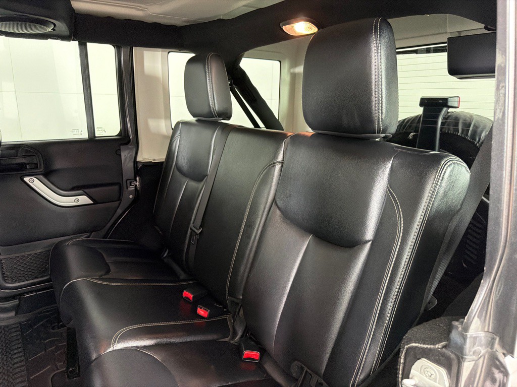 2014 Jeep Wrangler Unlimited Image 18