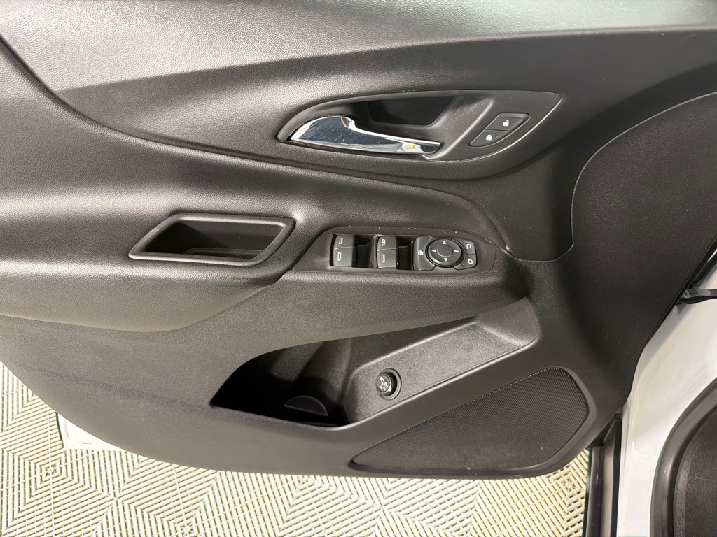 2019 Chevrolet Equinox Image 8