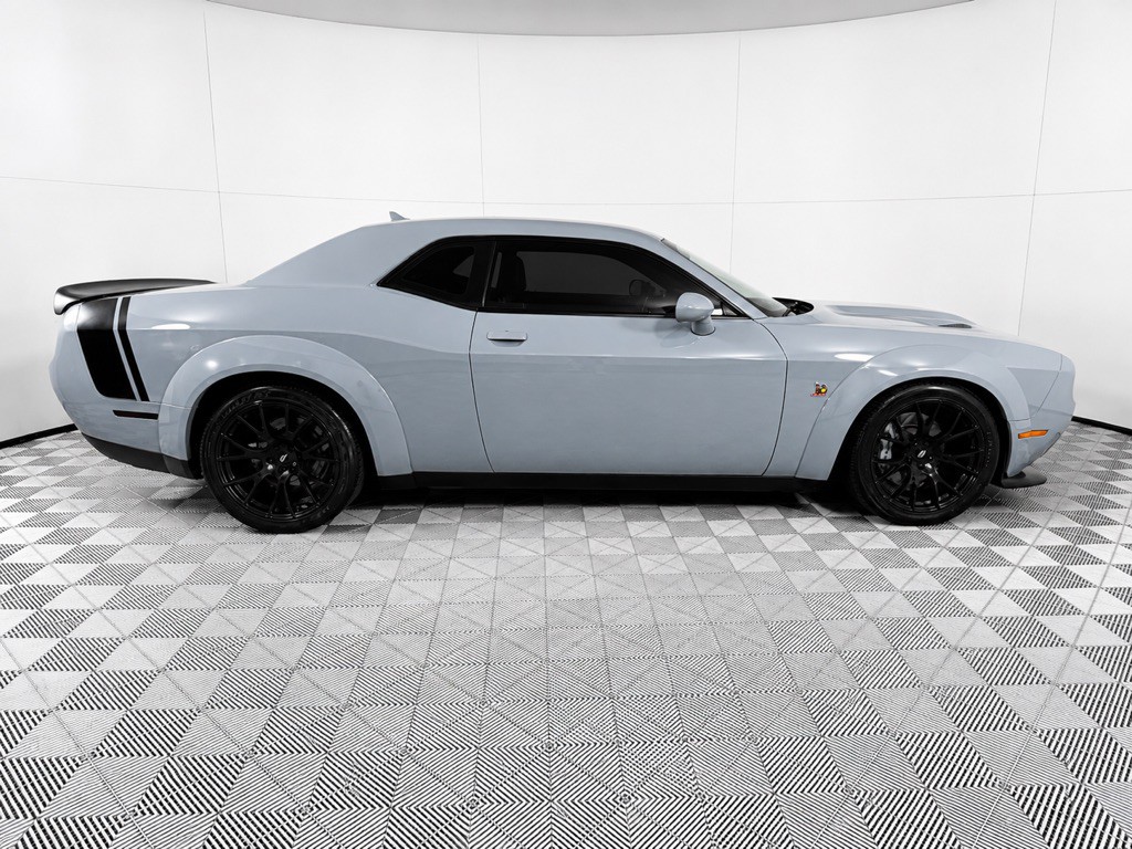 2020 Dodge Challenger Image 5