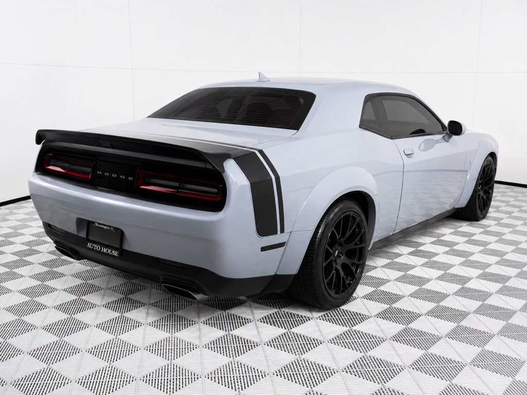 2020 Dodge Challenger Image 6