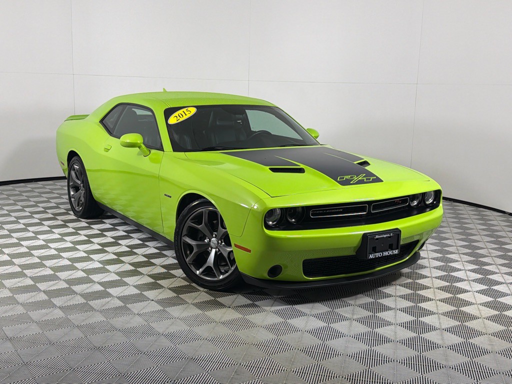 2015 Dodge Challenger Image 2