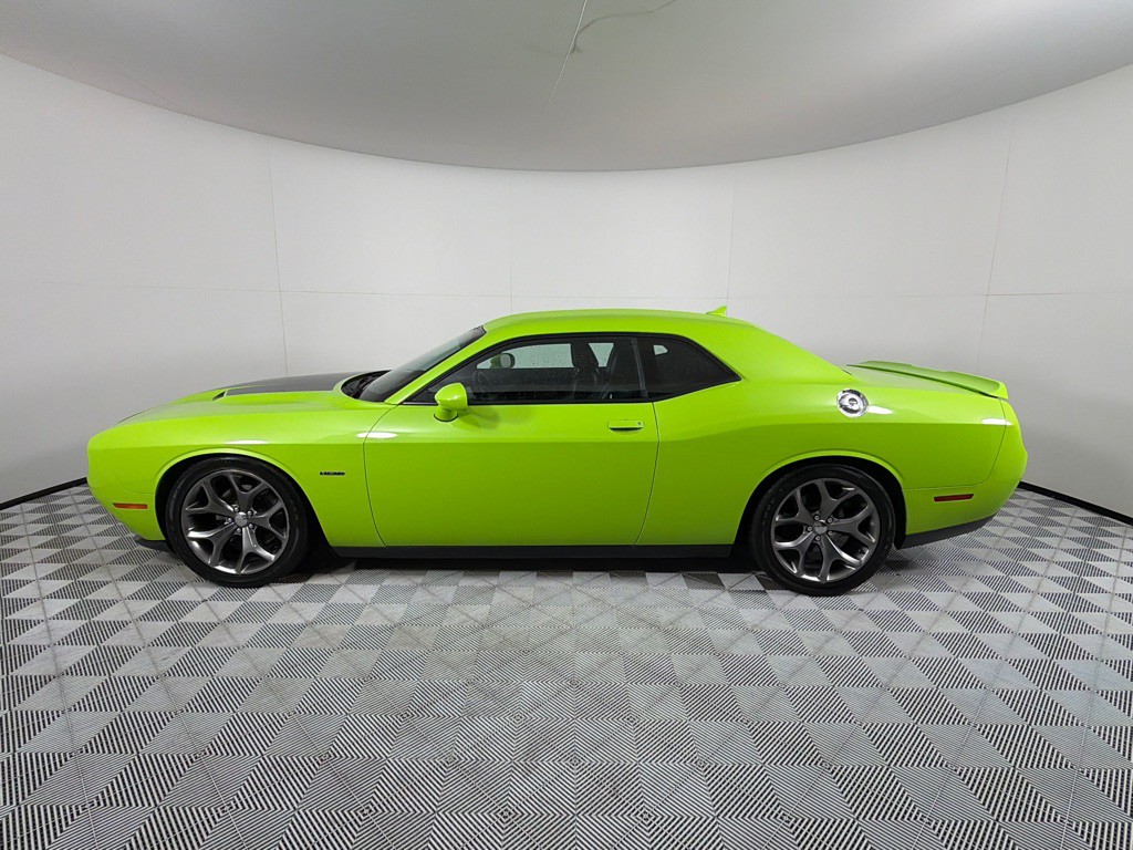 2015 Dodge Challenger Image 8