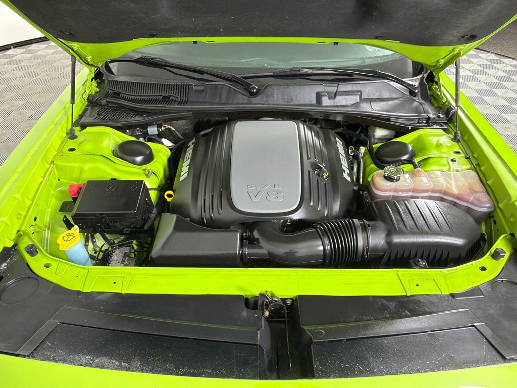 2015 Dodge Challenger Image 22