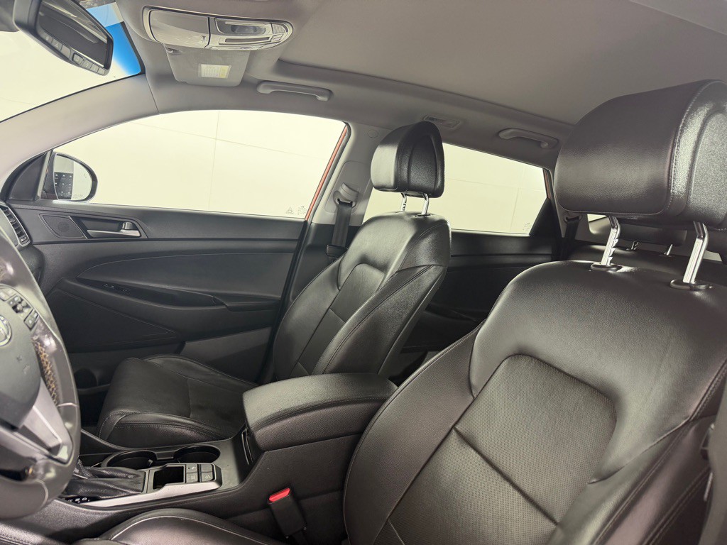 2016 Hyundai Tucson Image 10