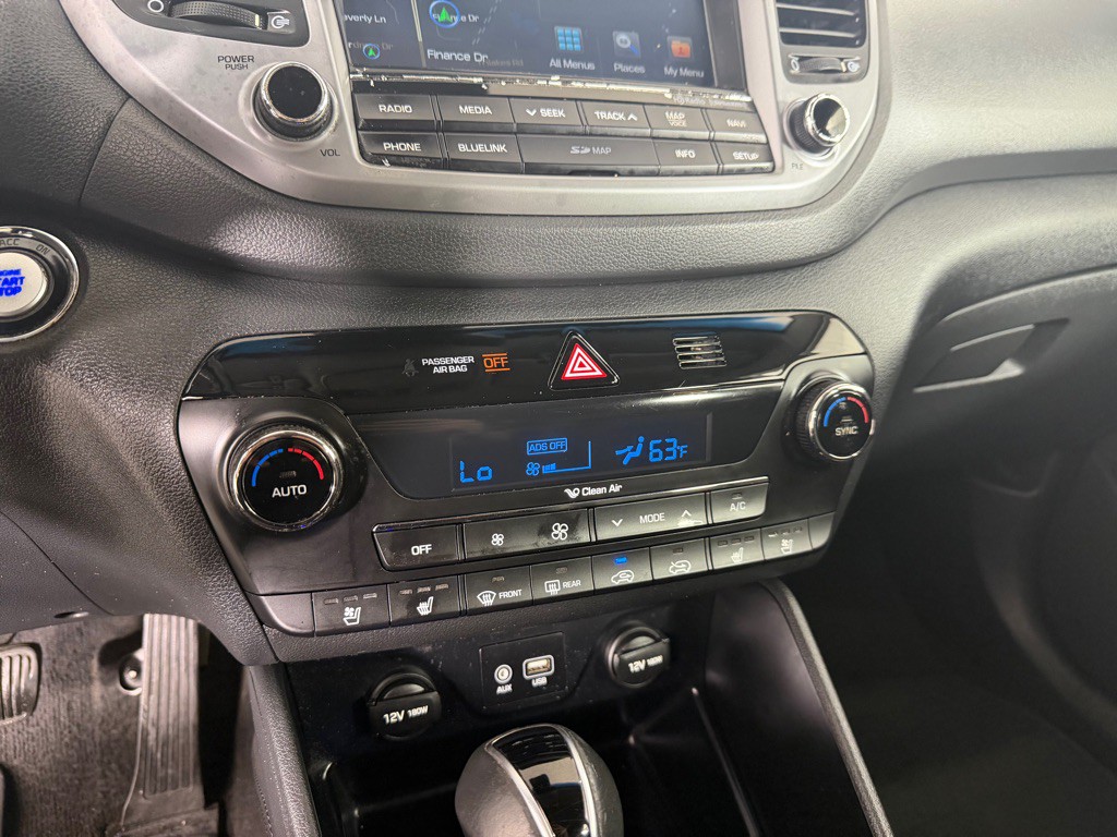 2016 Hyundai Tucson Image 16