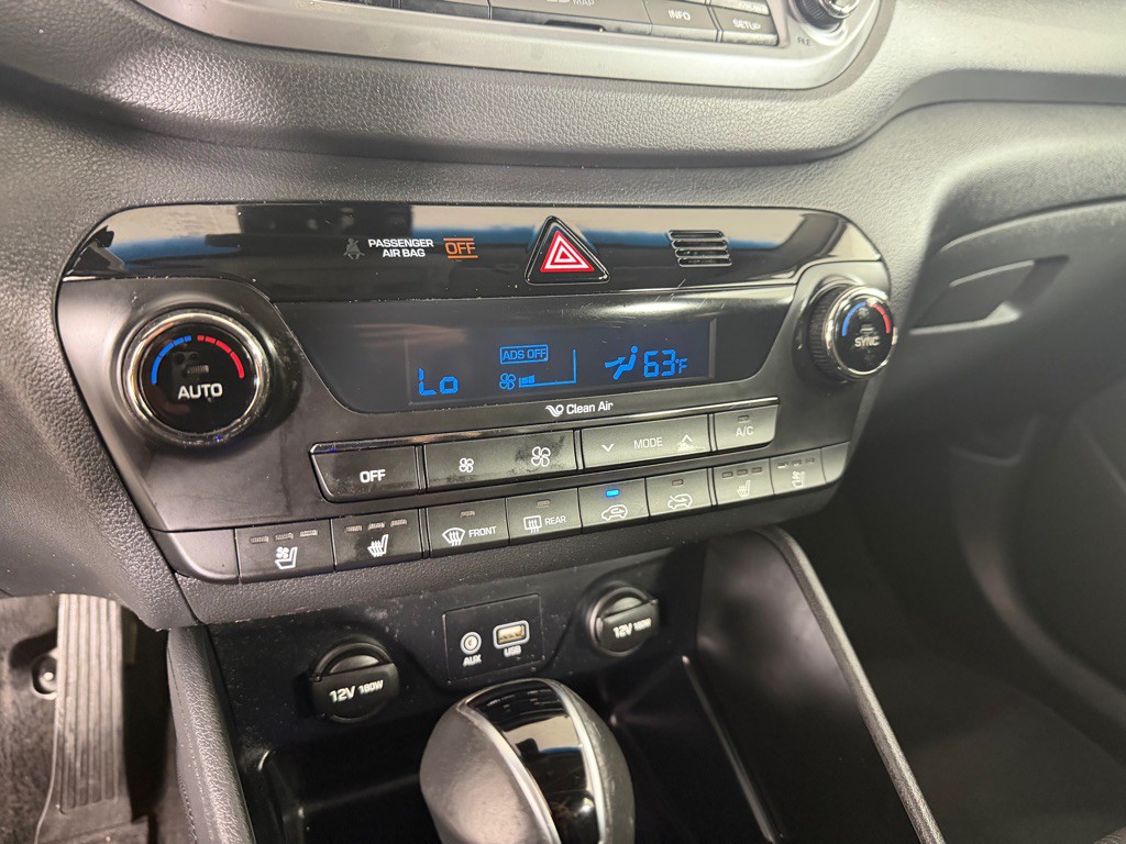 2016 Hyundai Tucson Image 17