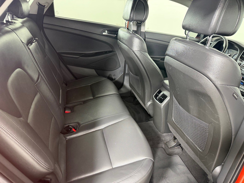 2016 Hyundai Tucson Image 22