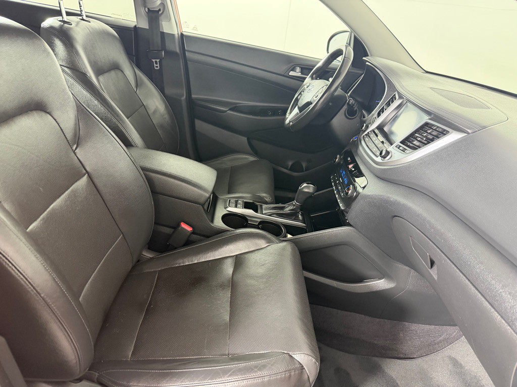 2016 Hyundai Tucson Image 23